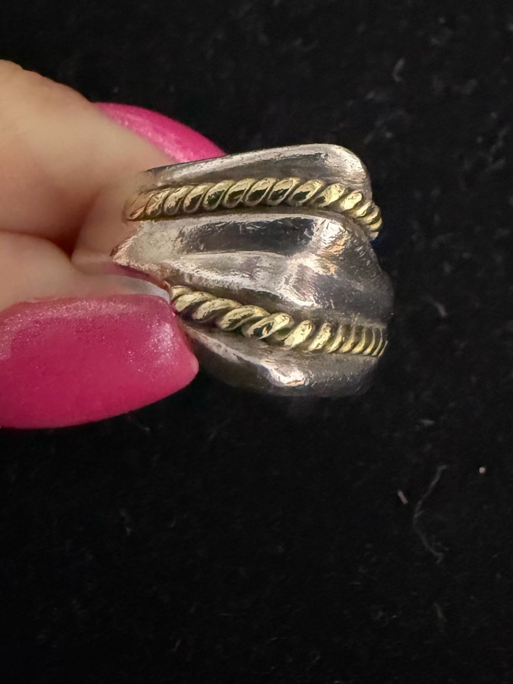 925 STERLING SILVER VINTAGE MEXICO RING. SOLID AND HEAVY